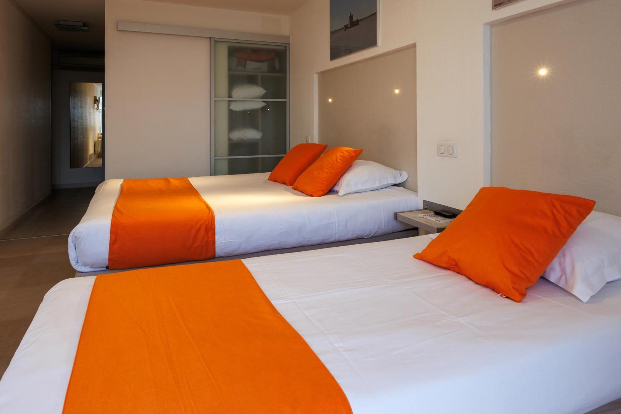 Logis Hotel Le Rochelois La Rochelle  Exterior foto
